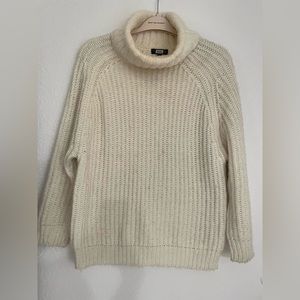 BikBok Sweater